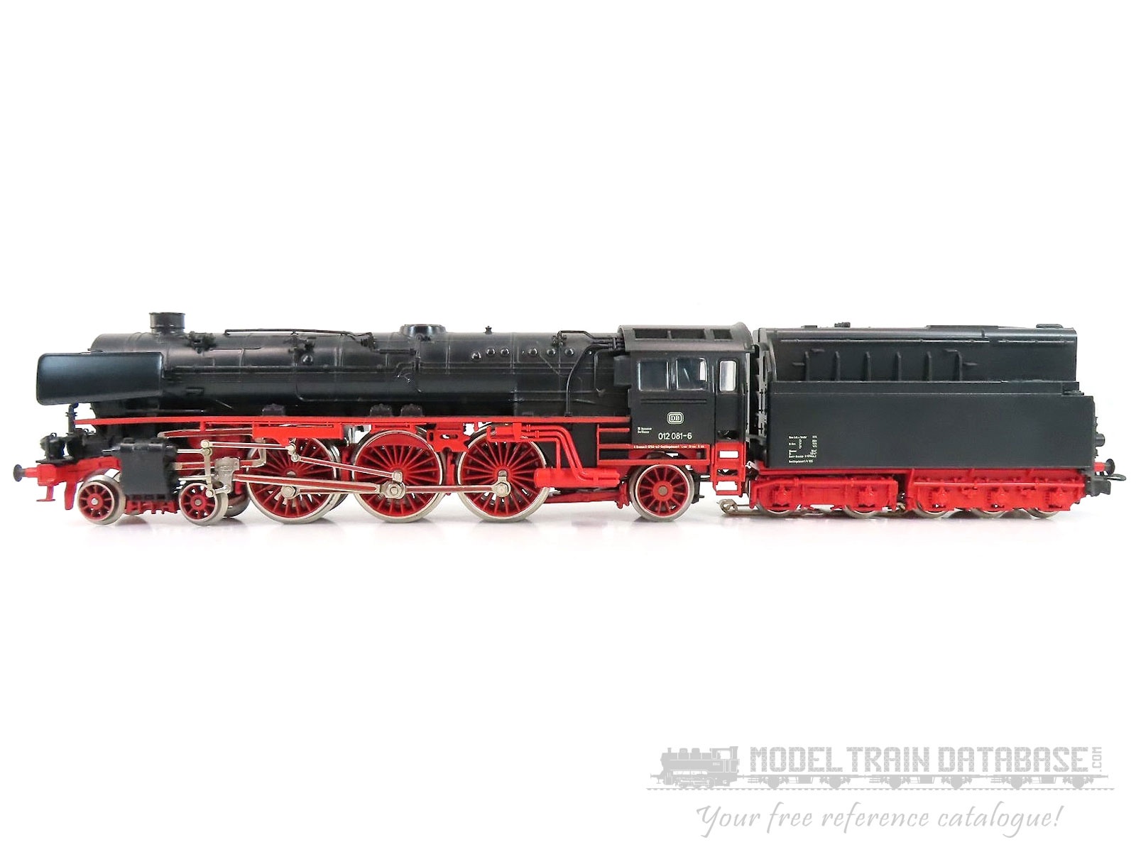 Steam locomotive BR 012 - DB