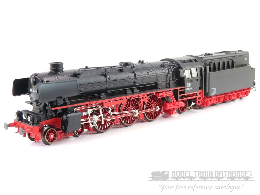 Steam locomotive BR 012 - DB